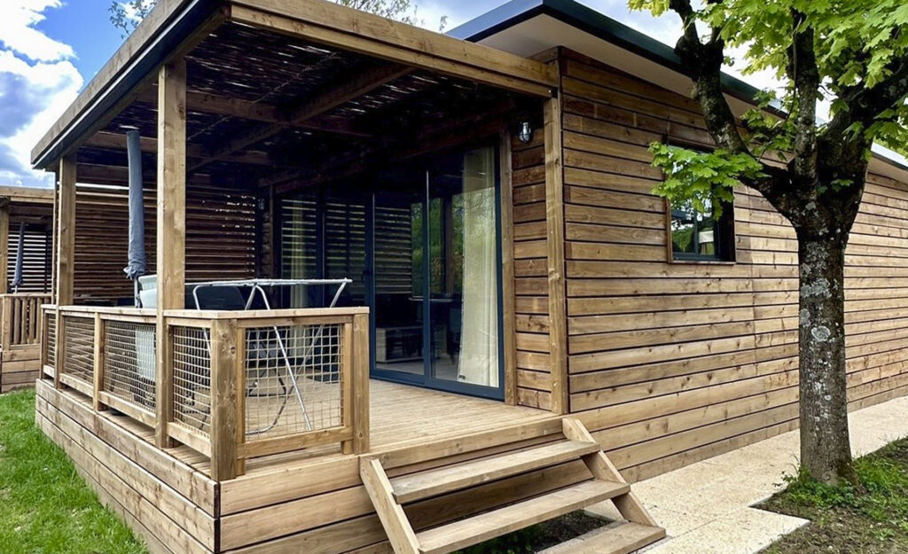 Camping Solitaire : Découvrez le Chalet Toronto